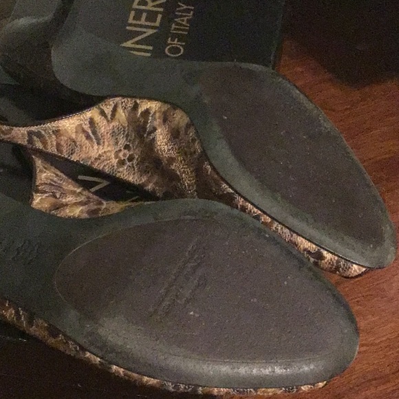 FRENCH LEOPARD SLING BACK PUMPS - Picture 3 of 3